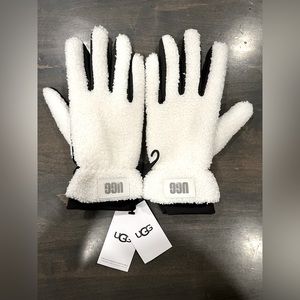 UGG white Sherpa gloves, tech compatible